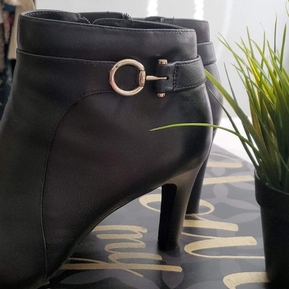 💥BANDOLINO BOOTIES 💥 Leather upper